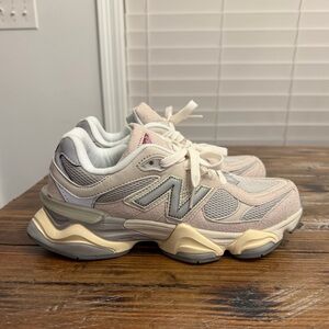 New Balance White and Blue Sneakers